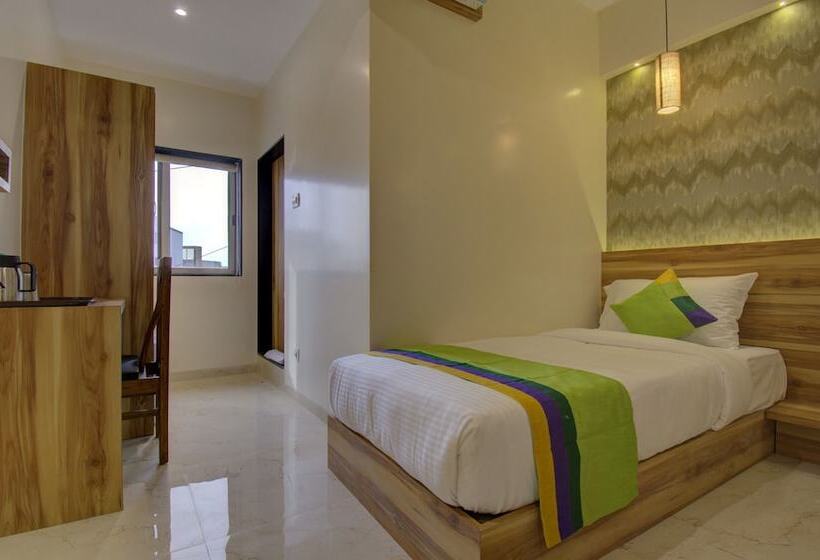 هتل Amisha International