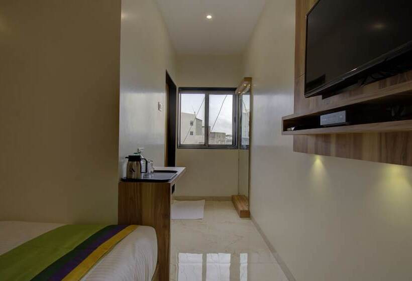 هتل Amisha International