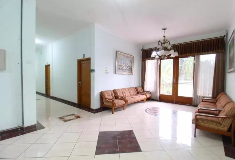 Sinergi Hotel Tretes