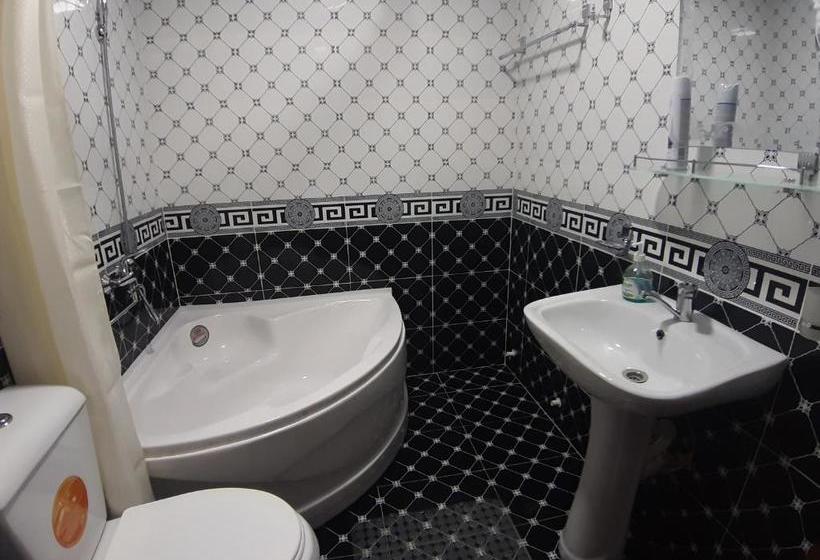 تختخواب و صبحانه Khiva Bibimariyam