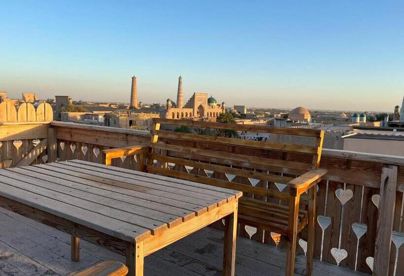 تختخواب و صبحانه Khiva Bibimariyam