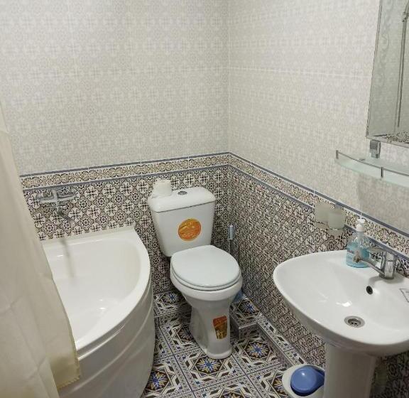 تختخواب و صبحانه Khiva Bibimariyam