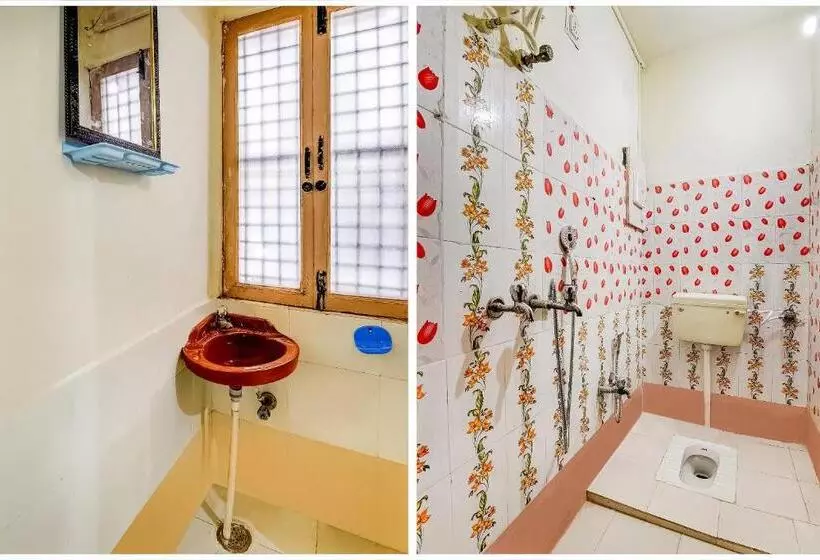 Hotelli Spot On 47803 Ren Basera Guest House