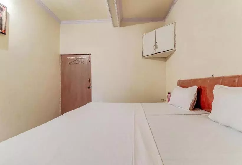 Hotelli Spot On 47803 Ren Basera Guest House