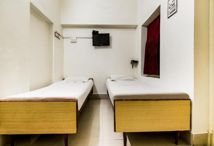 Hotell Spot On 8003 New Akash