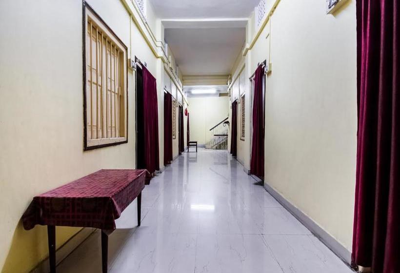 Hotell Spot On 8003 New Akash