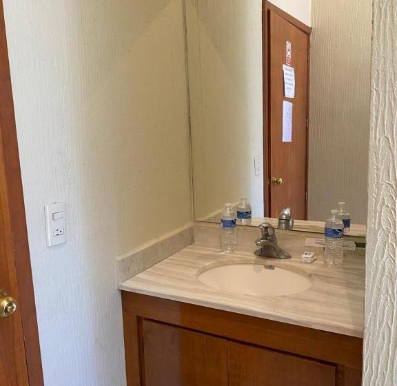 ホテル Tiberiades