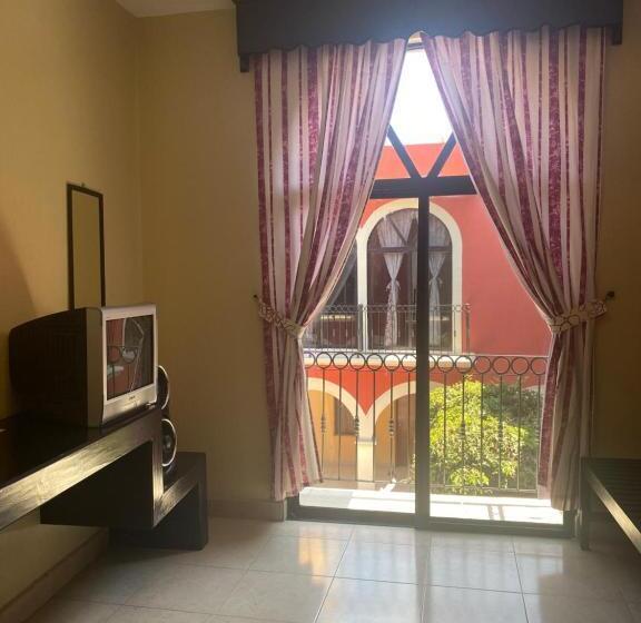 ホテル Tiberiades