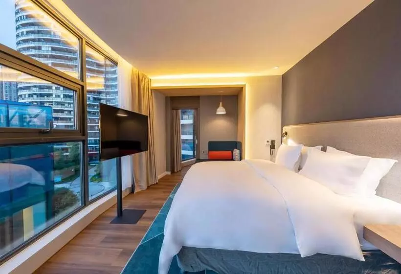 ホテル Holiday Inn Express Yichang Riverside By Ihg