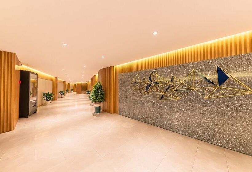 בית מלון כפרי Holiday Inn Express Yichang Riverside By Ihg