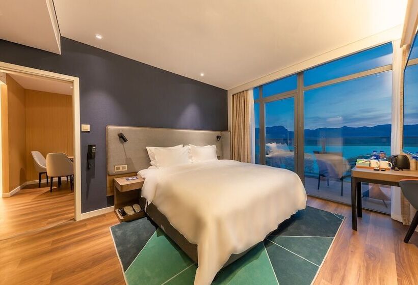 בית מלון כפרי Holiday Inn Express Yichang Riverside By Ihg