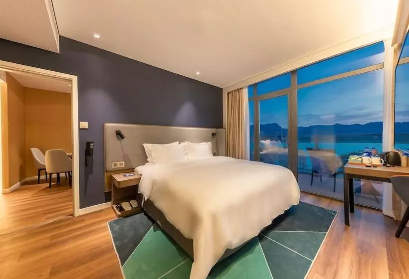 ホテル Holiday Inn Express Yichang Riverside By Ihg