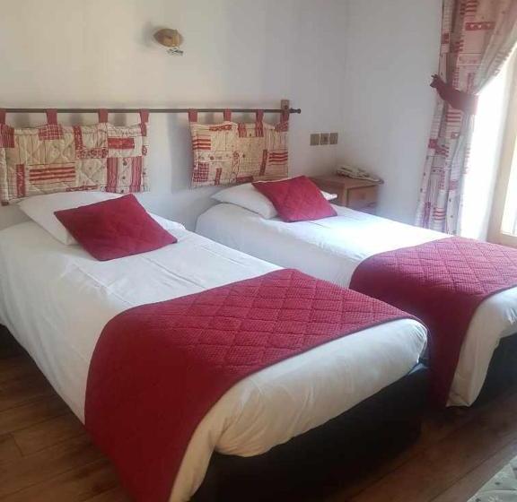 هتل Hôtel Restaurant Angival Chambres Et Appartement