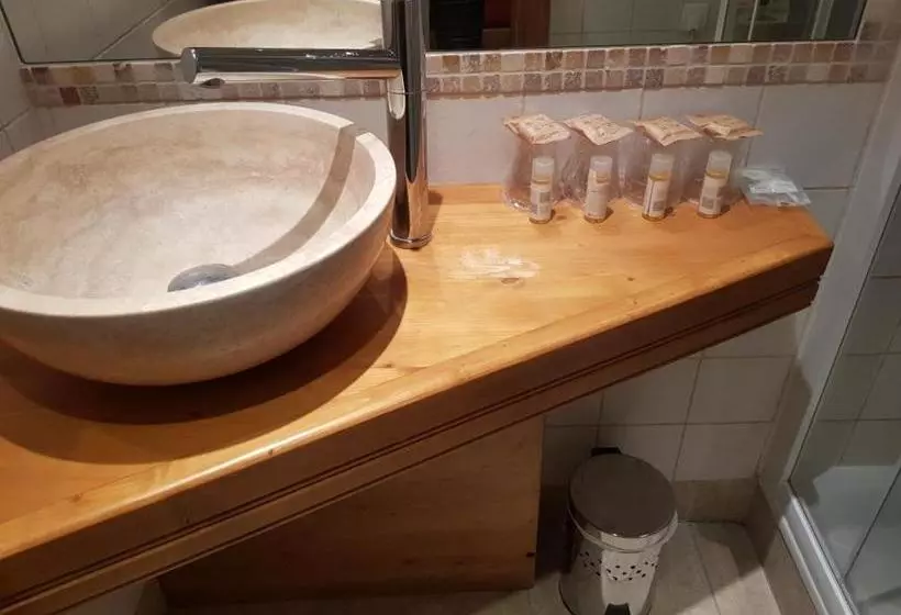 Hotelli Hôtel Restaurant Angival   Chambres Et Appartement