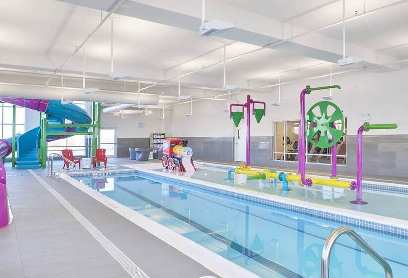 Отель Towneplace Suites By Marriott Medicine Hat