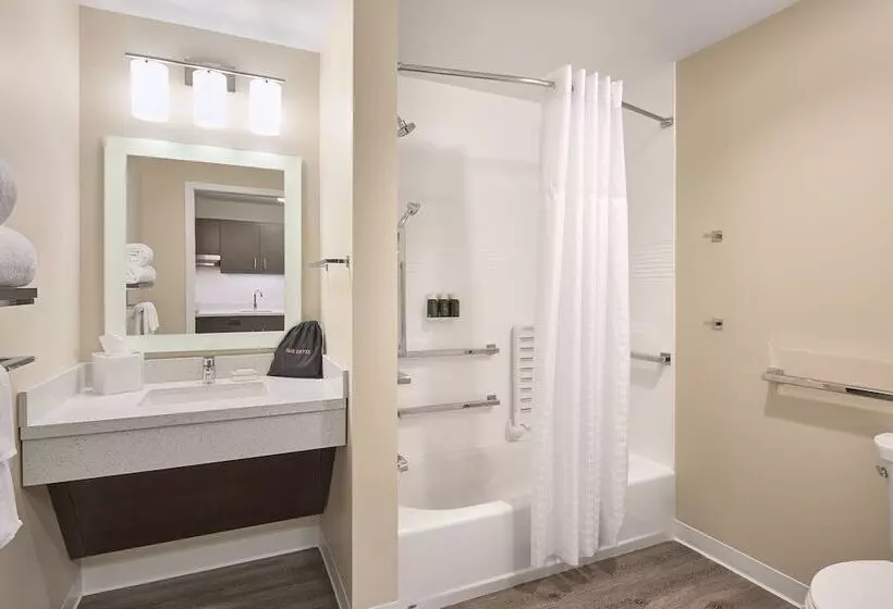 ホテル Towneplace Suites By Marriott Medicine Hat