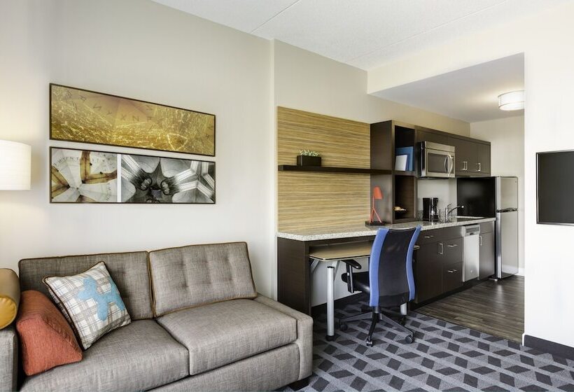 Отель Towneplace Suites By Marriott Medicine Hat