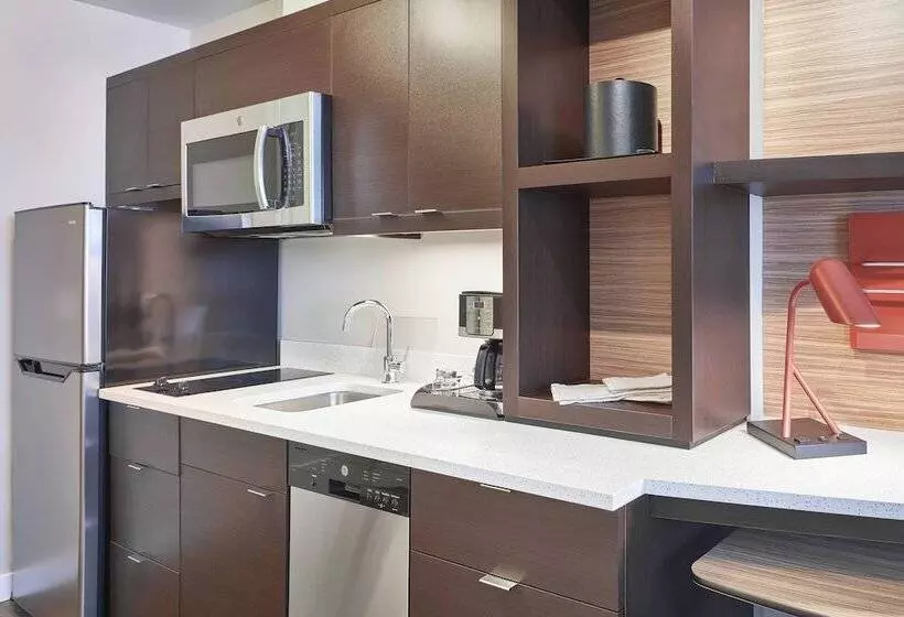 ホテル Towneplace Suites By Marriott Medicine Hat