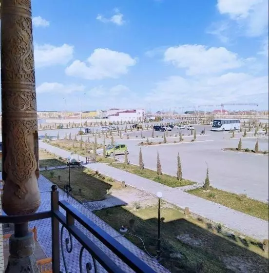 ホテル Umar Near Khiva Train Station, Close To Old City Ichan Qala