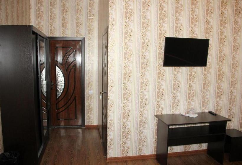 فندق Umar Near Khiva Train Station, Close To Old City Ichan Qala