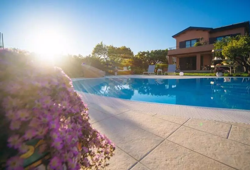 ベッドアンドブレックファースト Le Monachelle Luxury