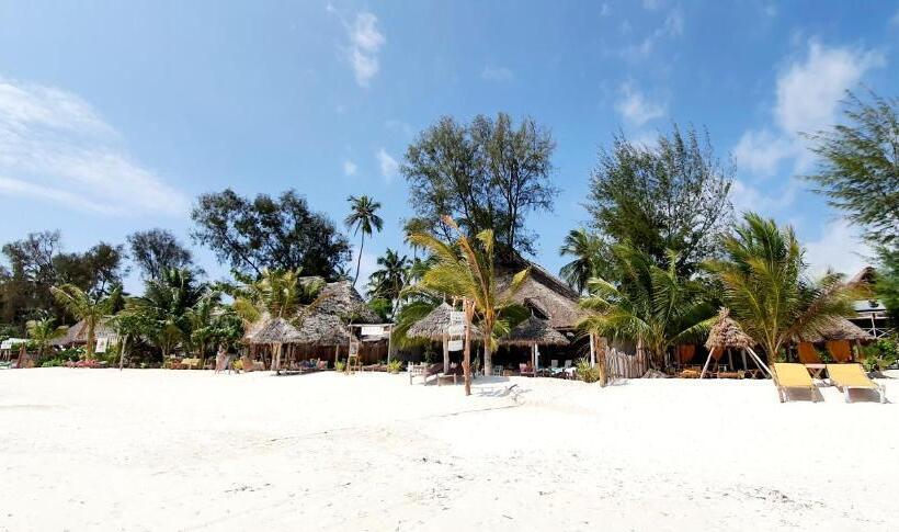 בית מלון כפרי Arya Boutique Resort