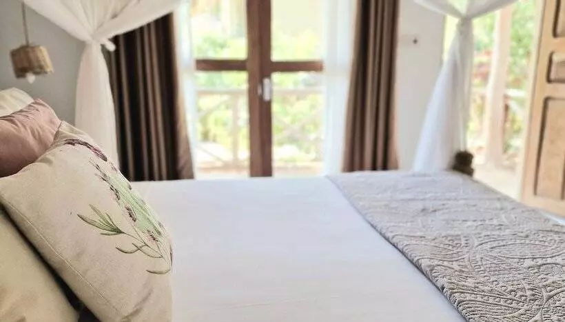 Hotelli Arya Boutique Resort