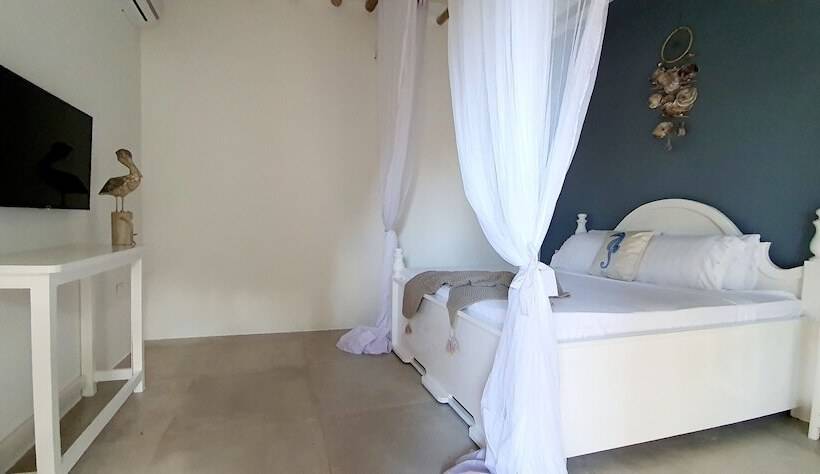 בית מלון כפרי Arya Boutique Resort