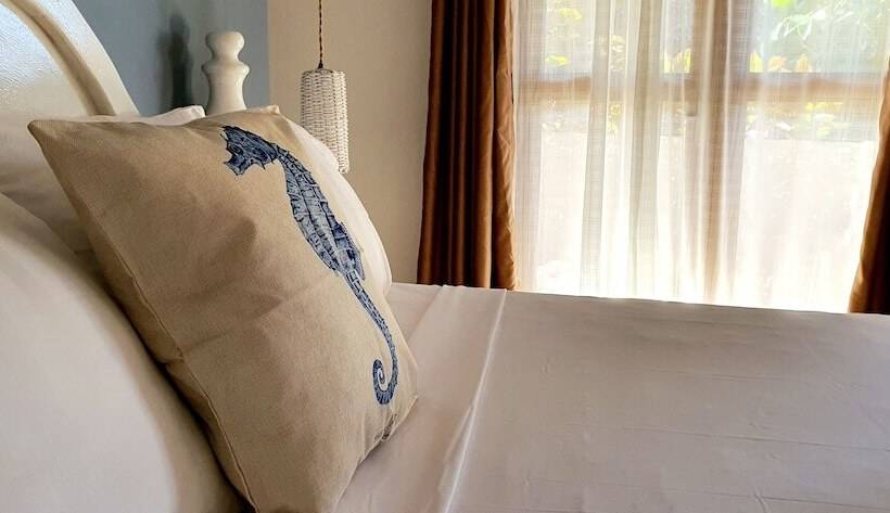 בית מלון כפרי Arya Boutique Resort