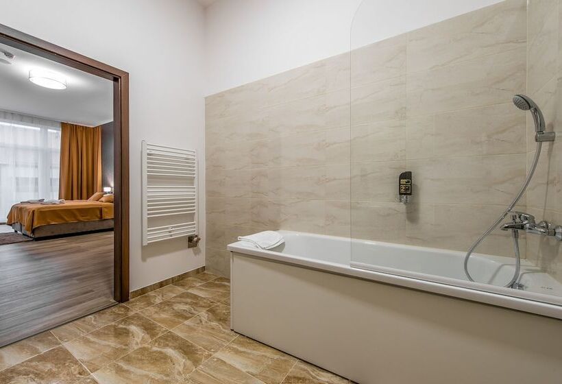 فندق Black Horse