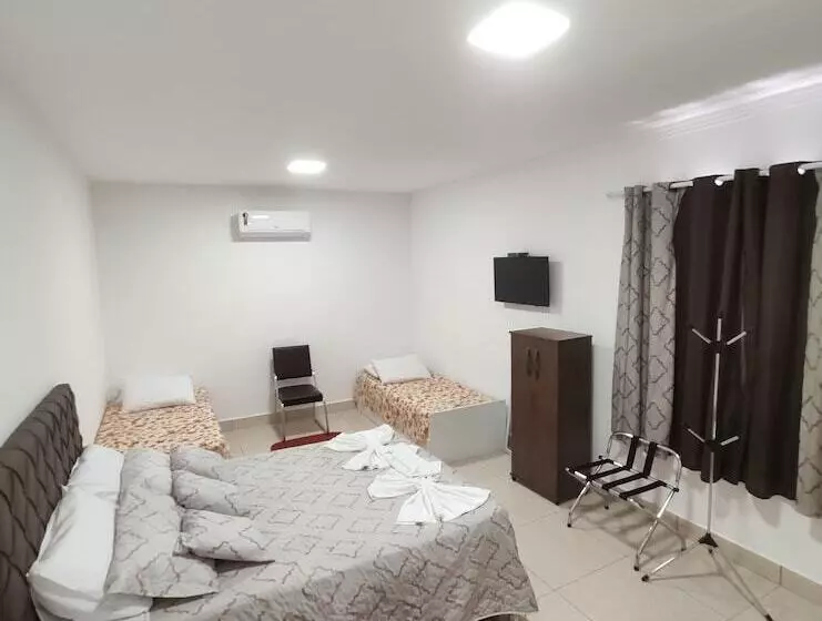 ホテル Pousada Do Alto