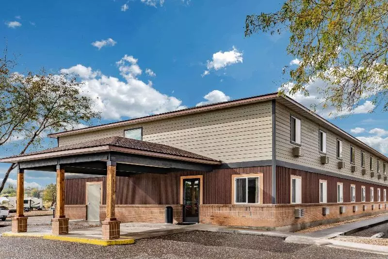 Hotelli Travelodge By Wyndham Lovell/bighorns