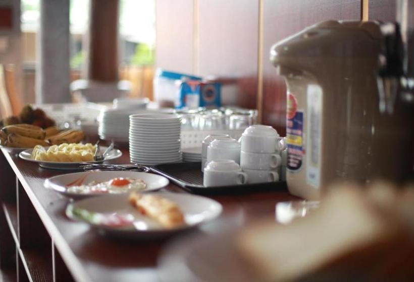 בית מלון כפרי Vang Vieng Victory Hostel