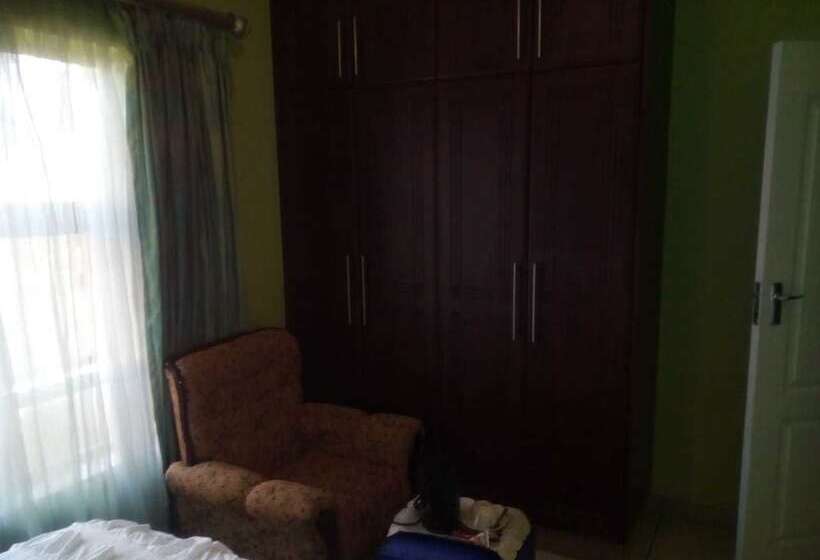 פנסיון The Classio Guest House