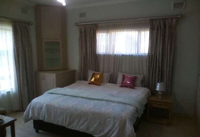 פנסיון The Classio Guest House