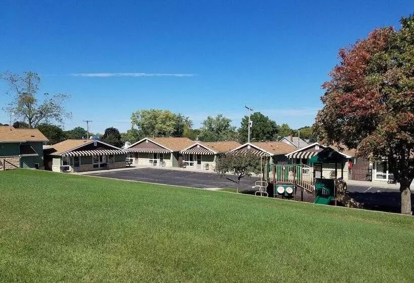 Black Hawk Motel & Suites