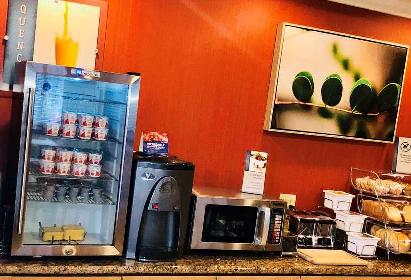 فندق Best Western Plus Rama Inn & Suites