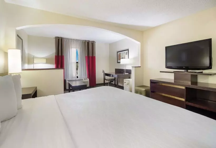 ホテル Best Western Suites Near Opryland