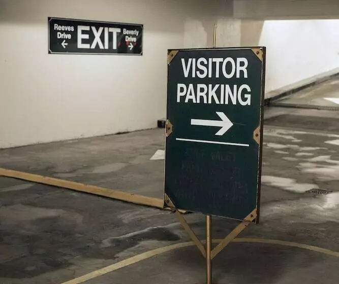 호텔 Sirtaj   Beverly Hills