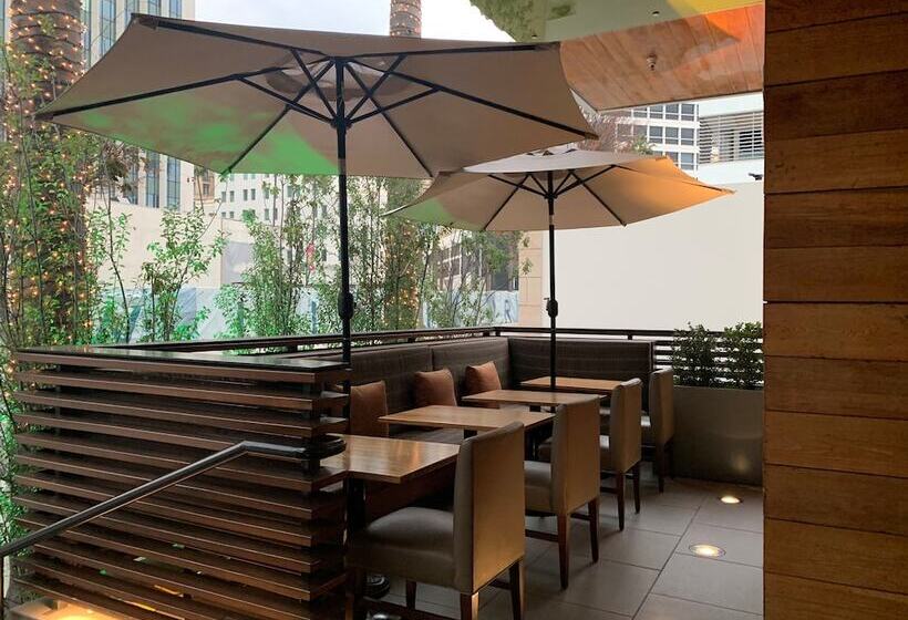 فندق Sirtaj   Beverly Hills