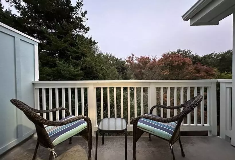 Мотель Bluebird Inn