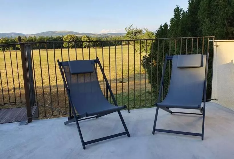 Aamiaismajoitus (B&B) Domaine Les Bayles   Chambres D Hôtes