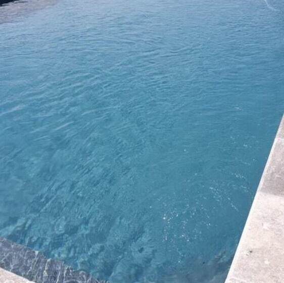 مبيت وإفطار Domaine Les Bayles   Chambres D Hôtes