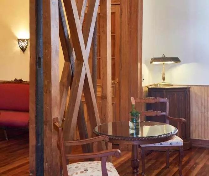 تختخواب و صبحانه Fortunata Chacana Guest House