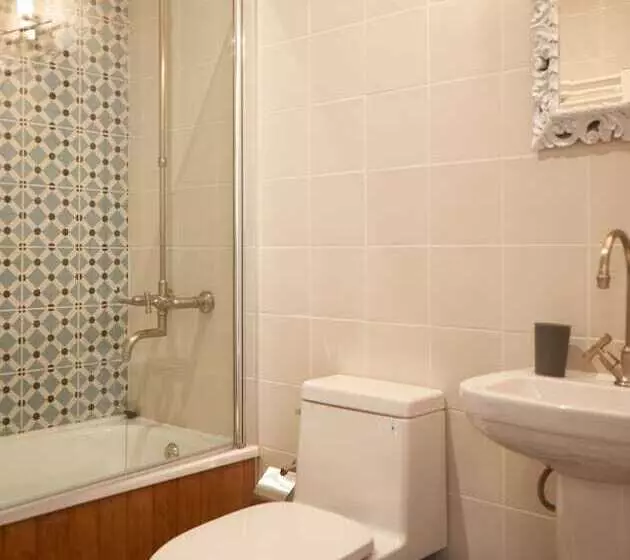 تختخواب و صبحانه Fortunata Chacana Guest House