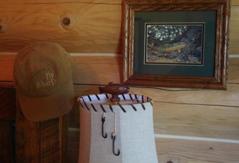 تختخواب و صبحانه The Lodge At Bella Vista