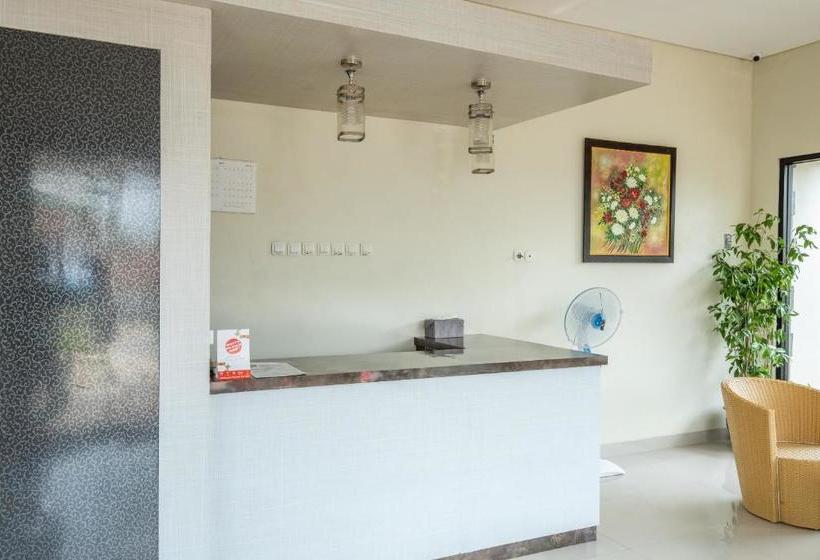 Hotell Oyo 1268 Parahyangan