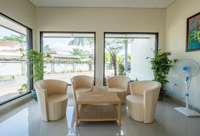 Hotell Oyo 1268 Parahyangan