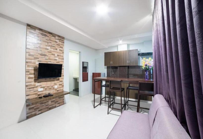 فندق Oyo 235 R Residencia