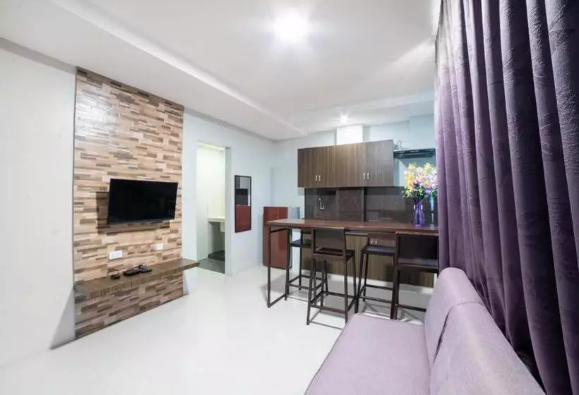 ホテル Oyo 235 R Residencia